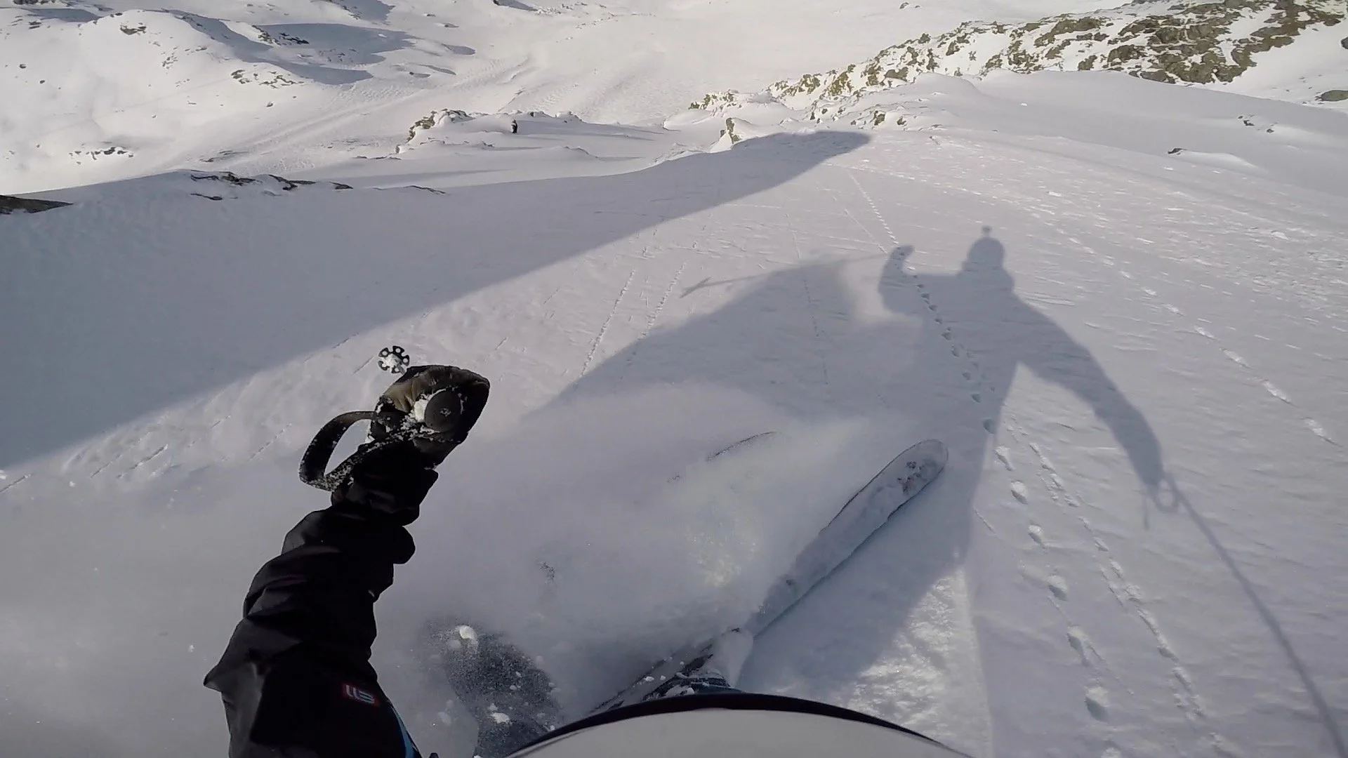 verbier-diving-into-chicken-run-powder-skiing-rarely-tracked-thumbnail