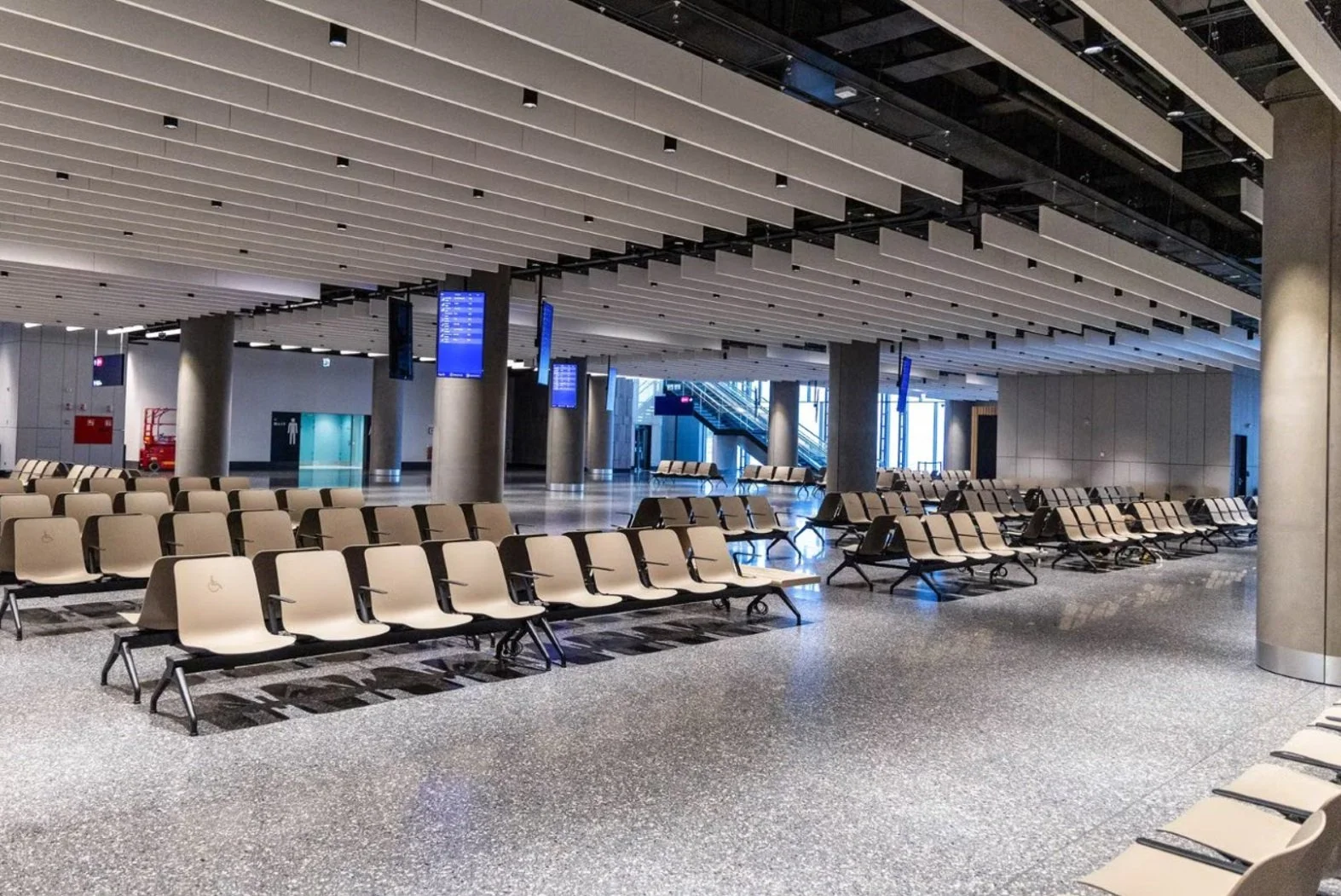Airport 5.jpg