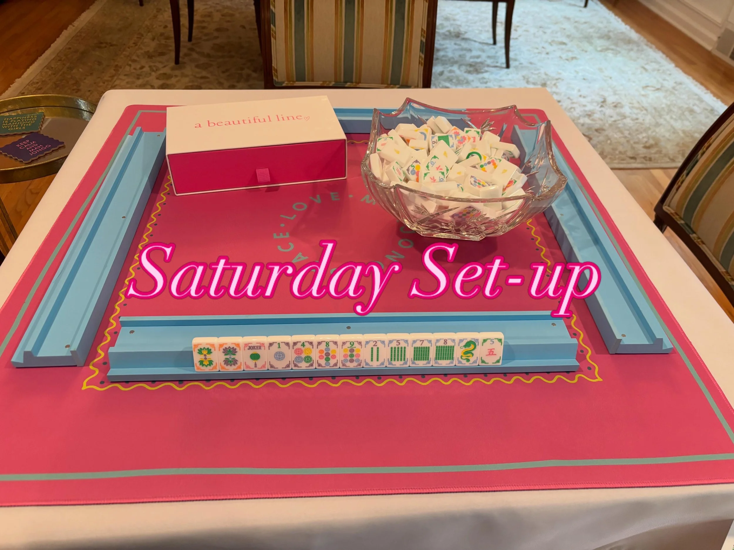 Saturday set-up on this dreary day. Tiles: @itsabeautifulline Mat: @peacelovemahjong Racks:Amazon