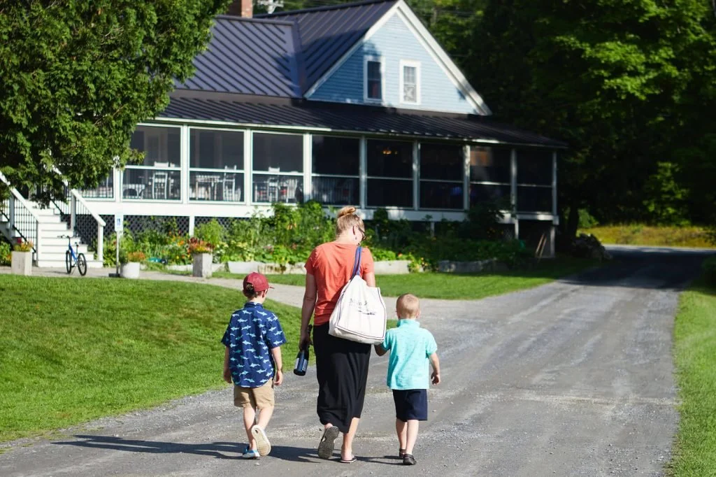 cabins-slider-walk-1024x682.jpg