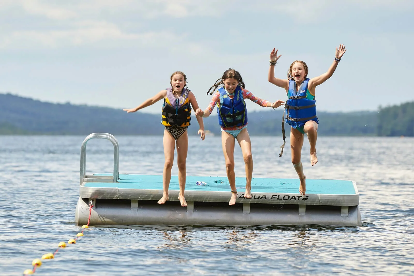 cabins-slider-float.jpg