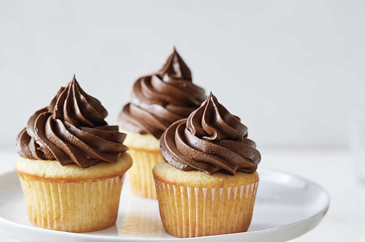 Vanilla Cupcakes.png