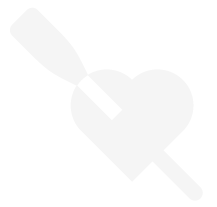 Cœur en papier avec un poignard en travers