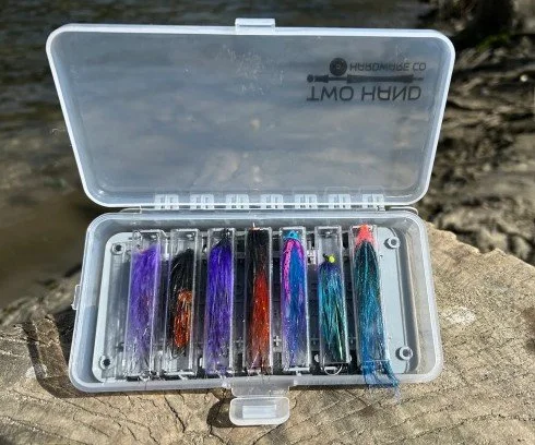 Two Hand Hardware Winter Box