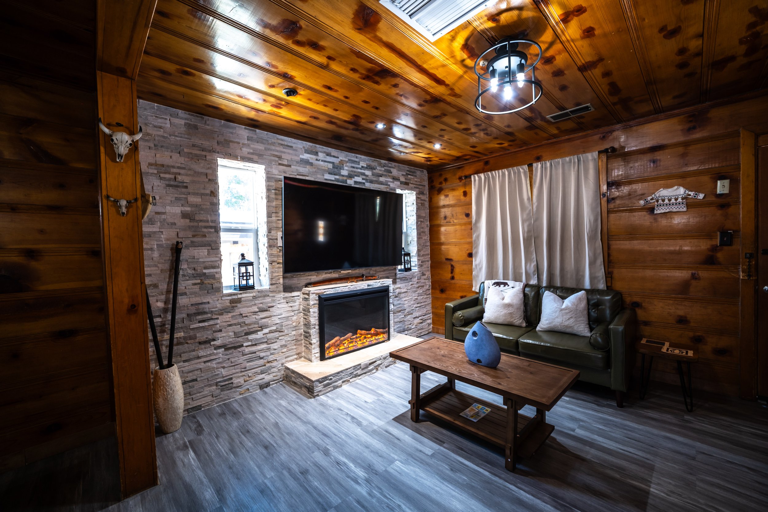 Pearblossom House (1).jpg
