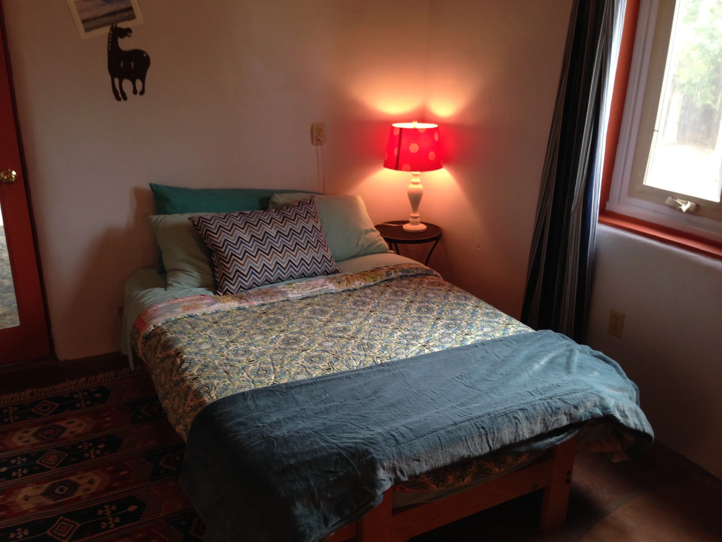queen bed