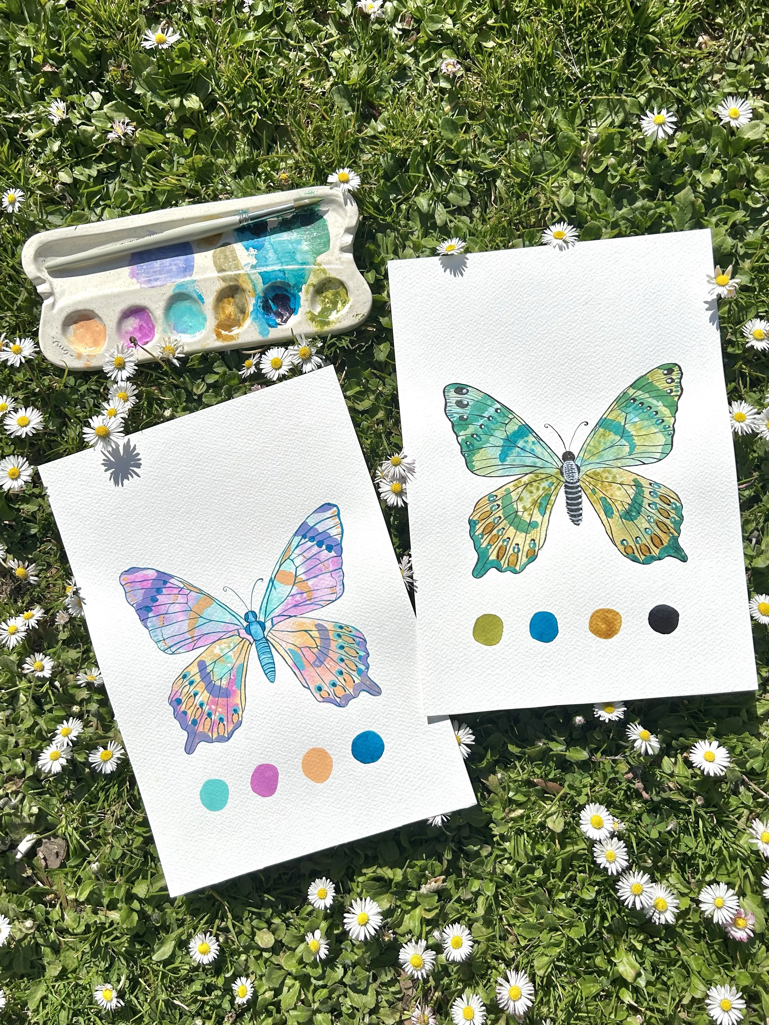 mariposas pintadas con acuarela para celebrar la primavera con un taller presencial en madrid