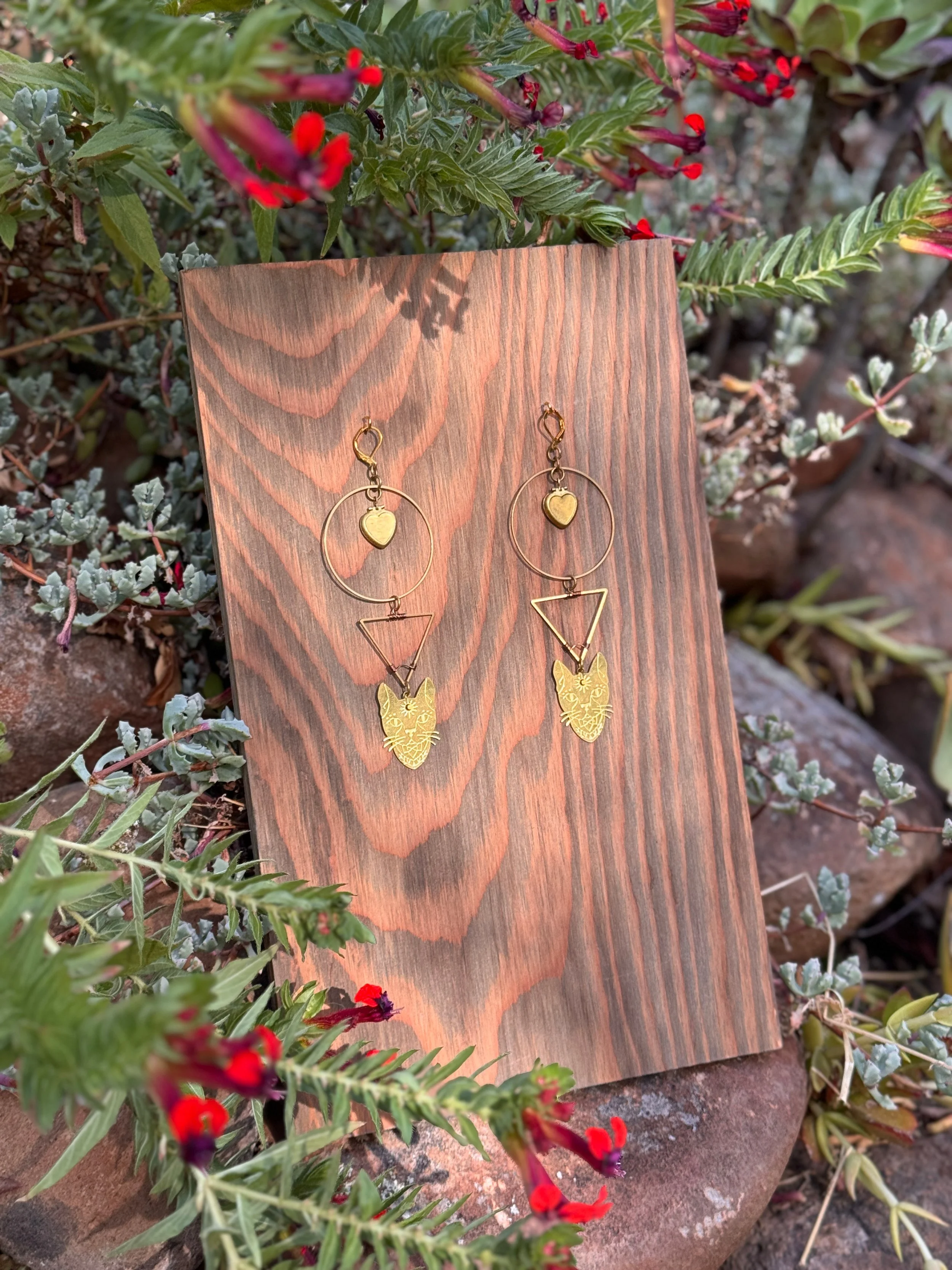 Sir Purrculiar  | Shape Shifter Earrings🐈‍⬛🌙 - 3.jpg