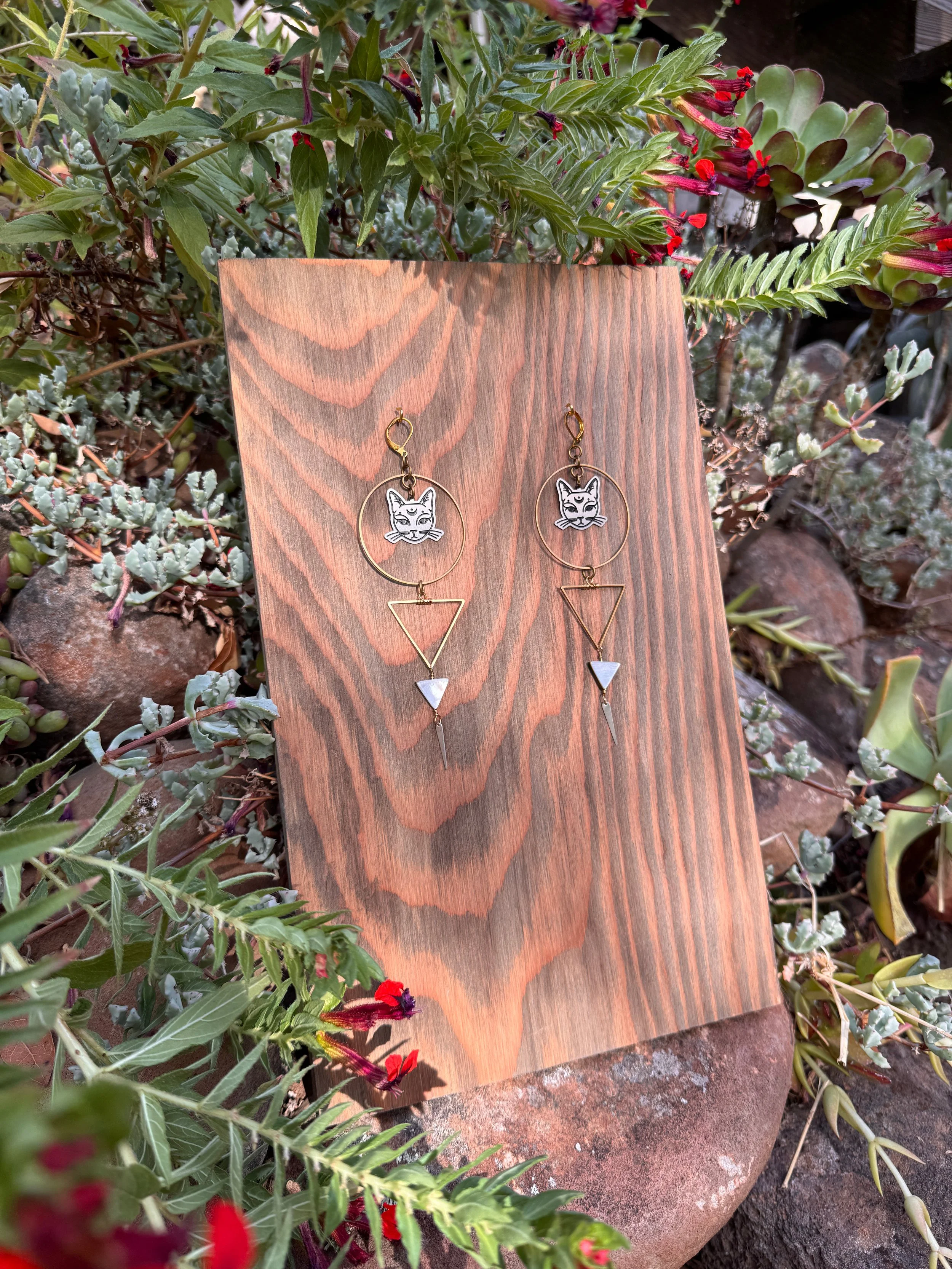 Pussycat Switchblade  | Dangle Earrings 🐈‍⬛🗡️ - 3.jpg
