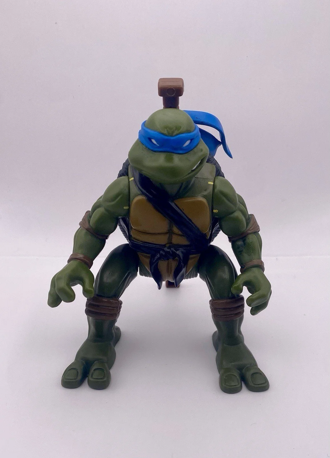 Vintage 1993 Teenage Mutant Ninja Turtles Leonardo Flipping Action Figure