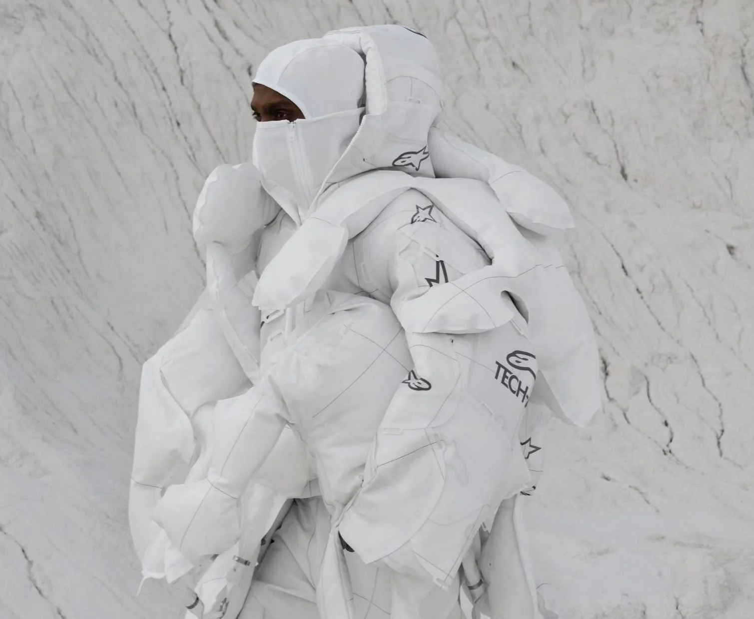 Heliot Emil FW24: A look to the future for protection