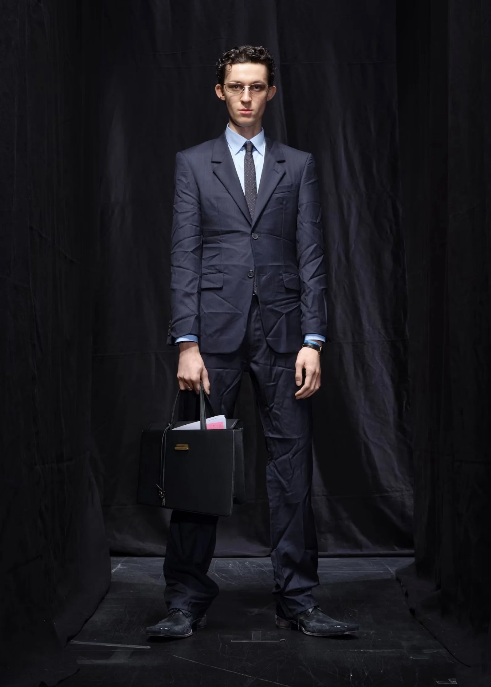 BALENCIAGA WINTER 2025: A STUDY OF STANDARD DRESS CODES