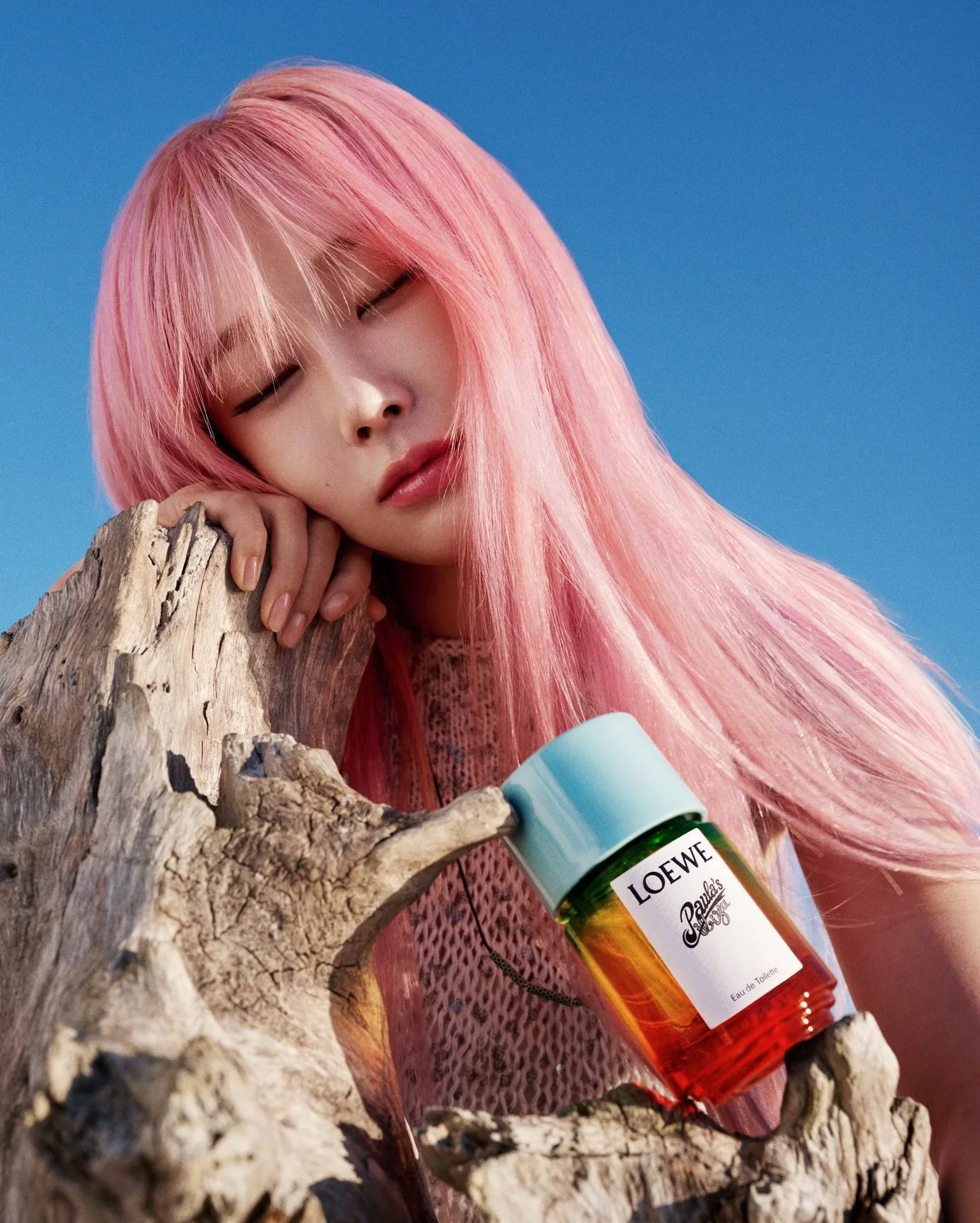 LOEWE Perfumes unveils vibrant Paula’s Ibiza 2025 campaign with new fragrances and artisanal candles