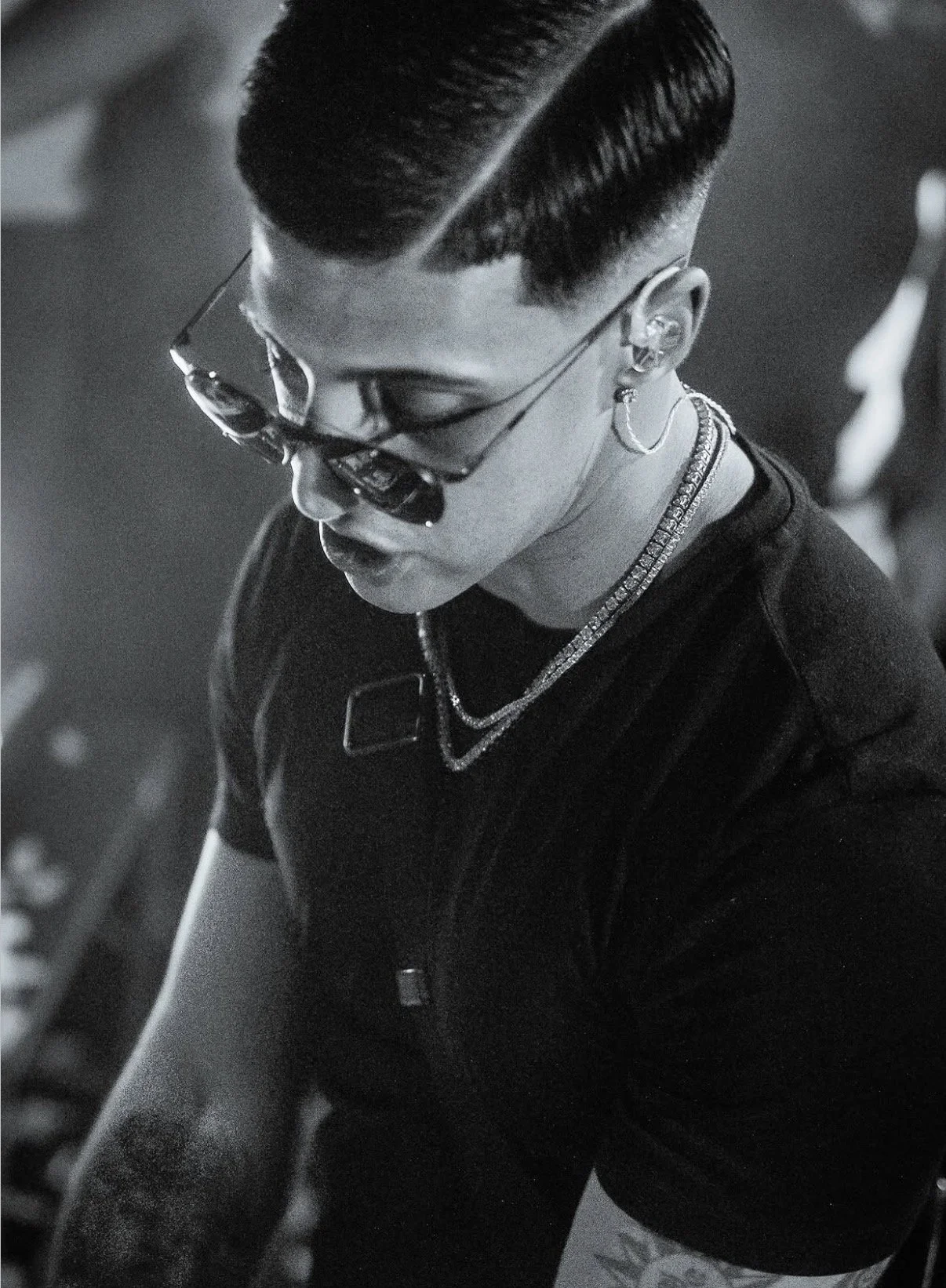 HOW TO GET ON THE BUZZ WITH LOVE YI AND HIS LATEST SINGLE
