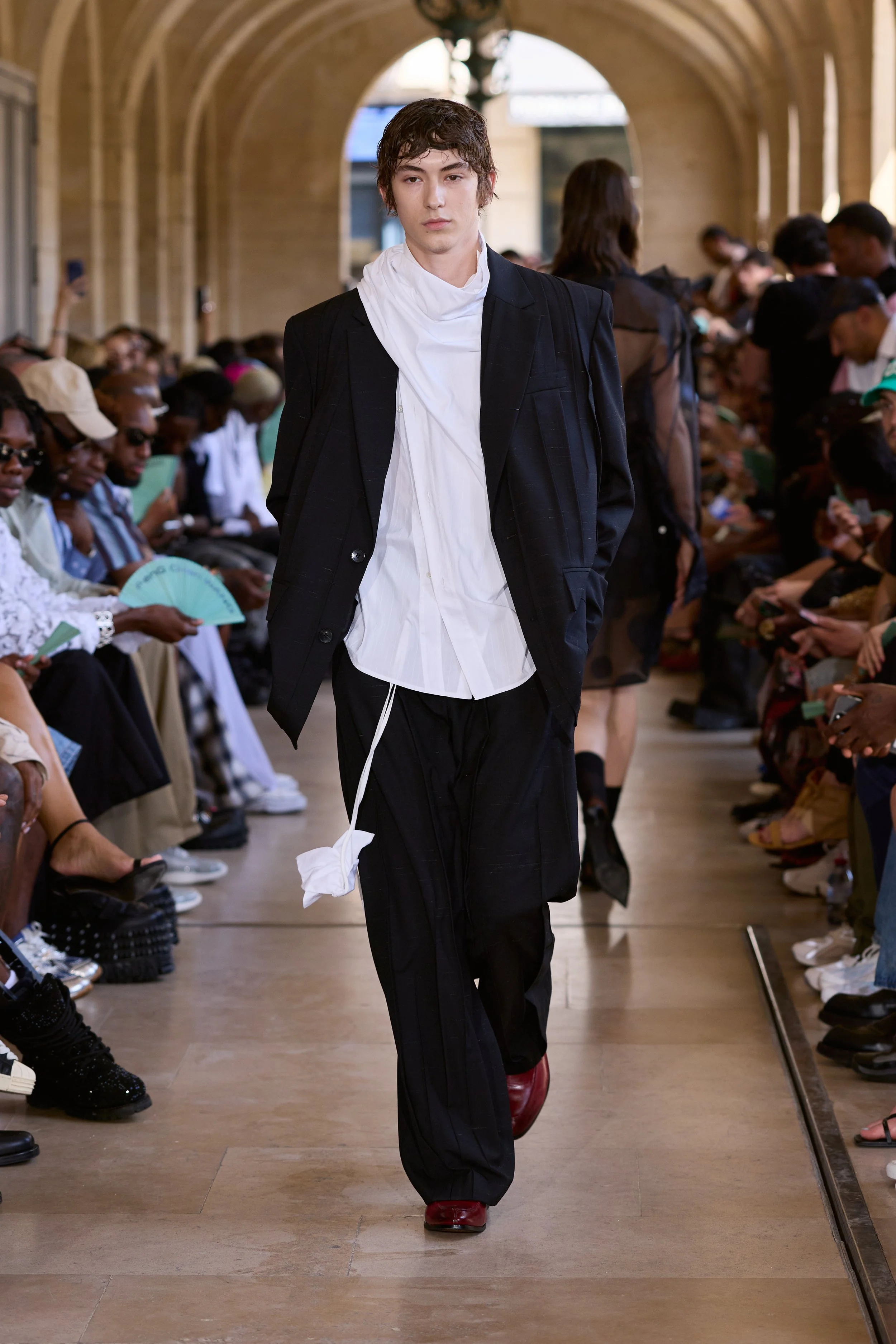 FCW_ss27_runway_press_look_38.jpg