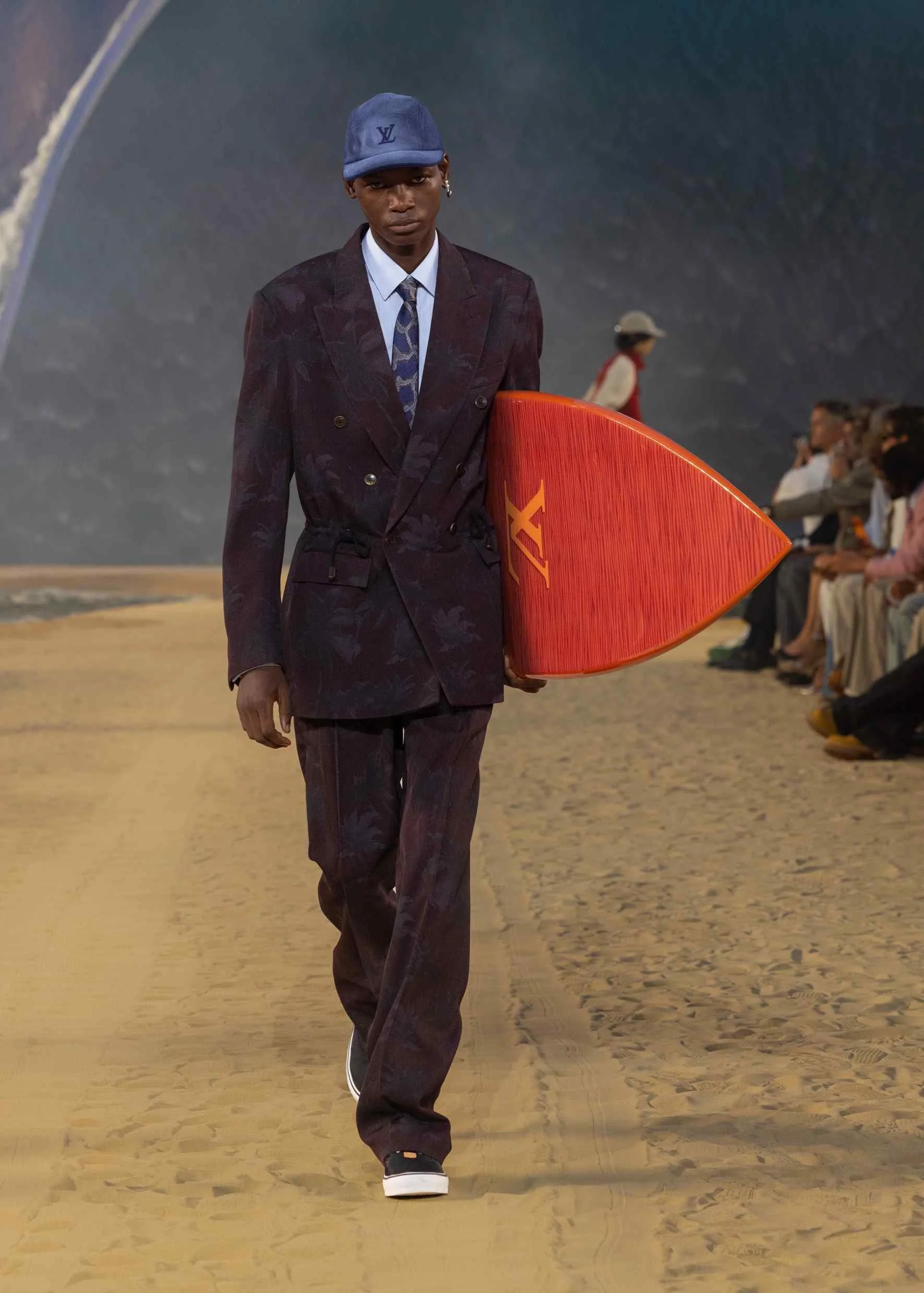 LOUIS-VUITTON-MENrsquoS-SPRING-SUMMER-2027-LOOK-78-1.jpg