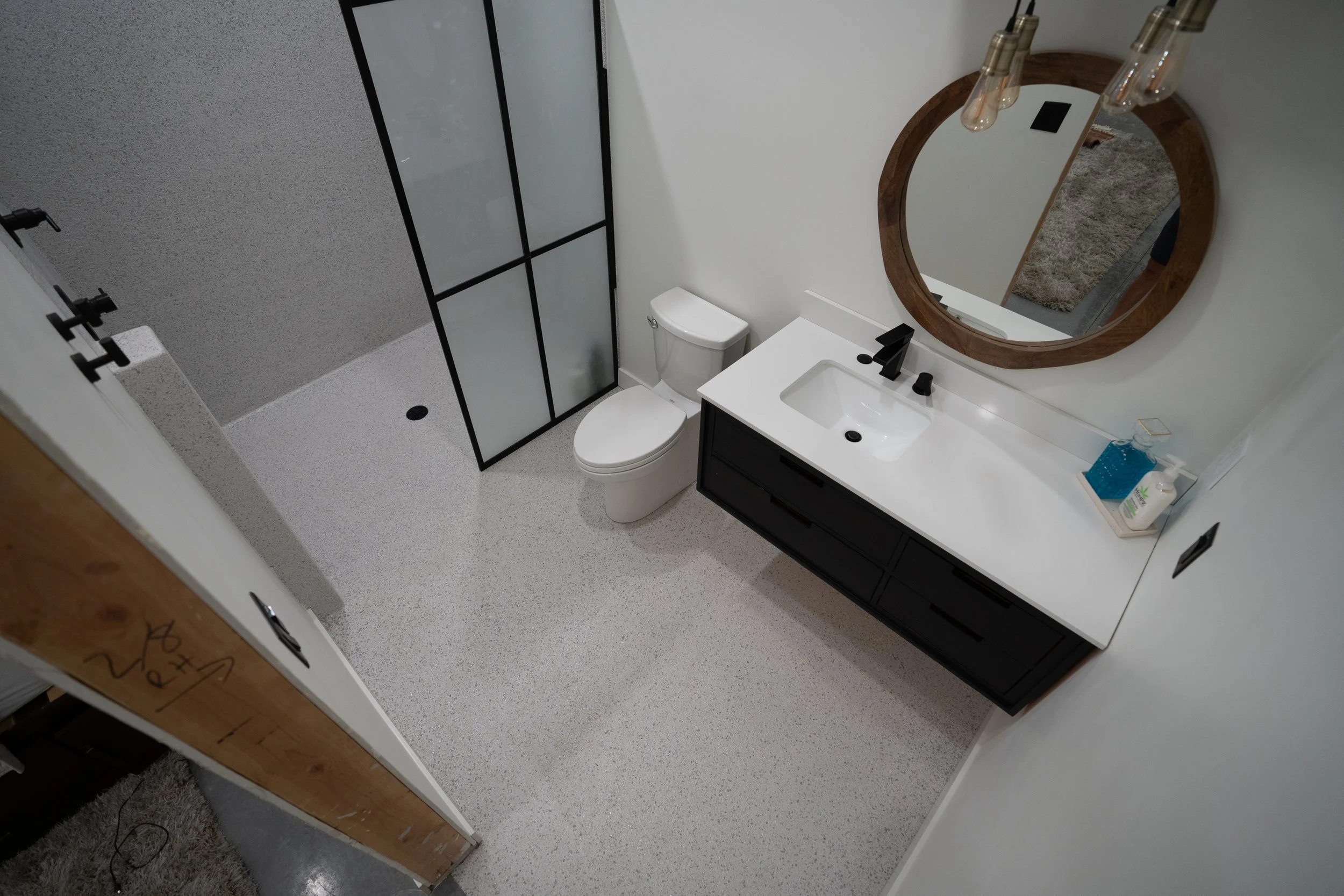 epoxy flake shower