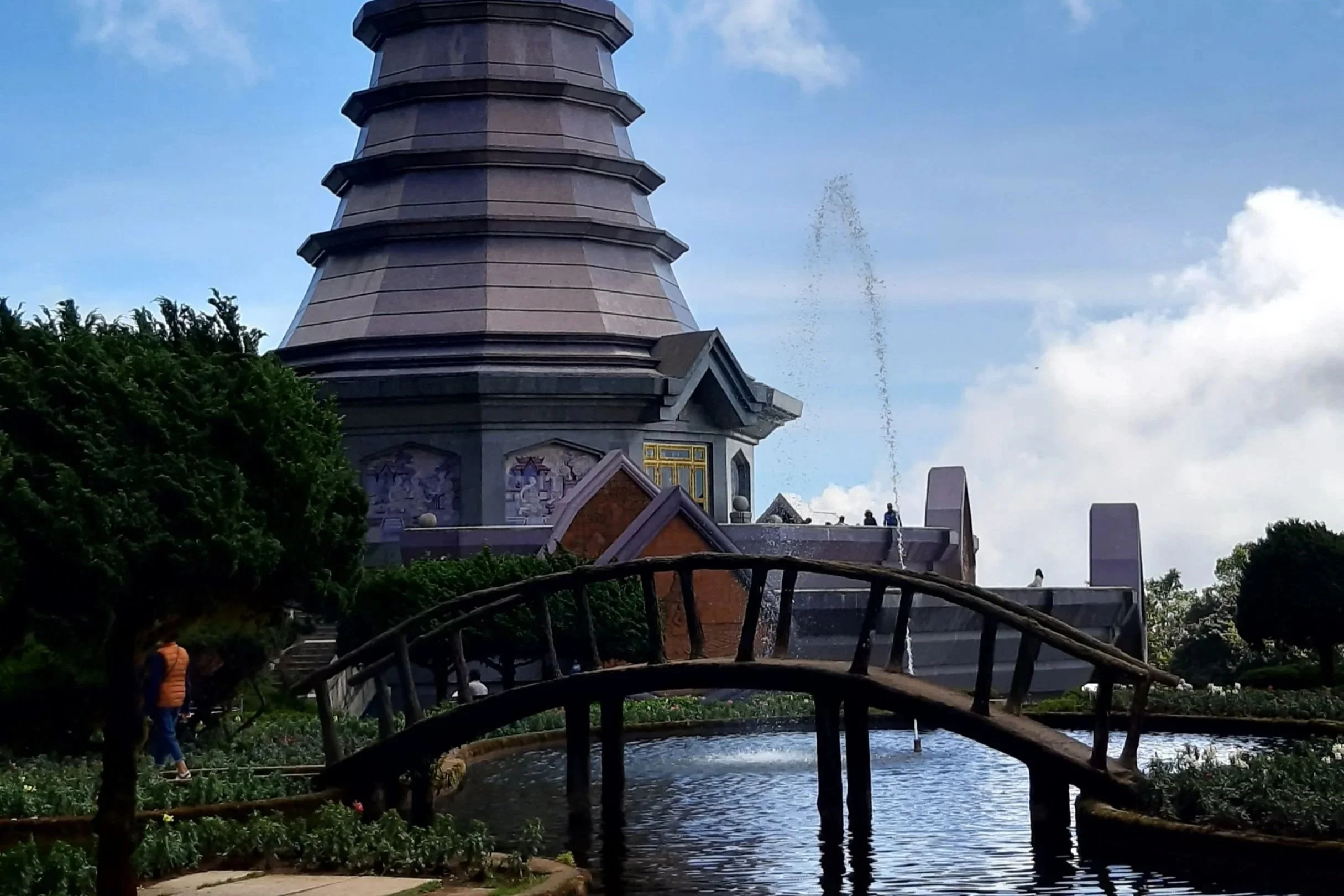 Marveling at grand palace architecture, soaring decorative towers, and serene fountain gardens on an unforgettable journey.