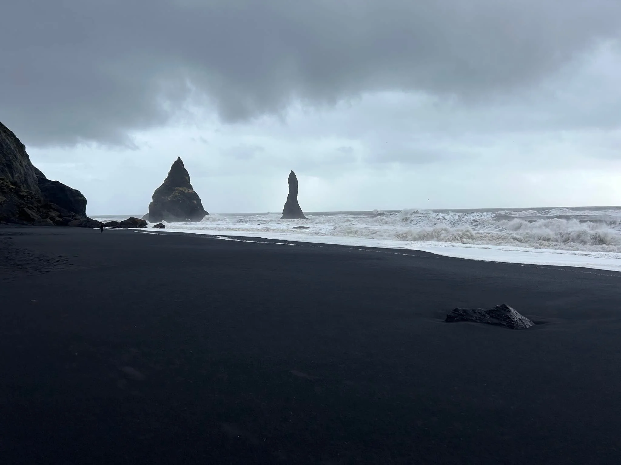 Reynisfjara Beach.jpg