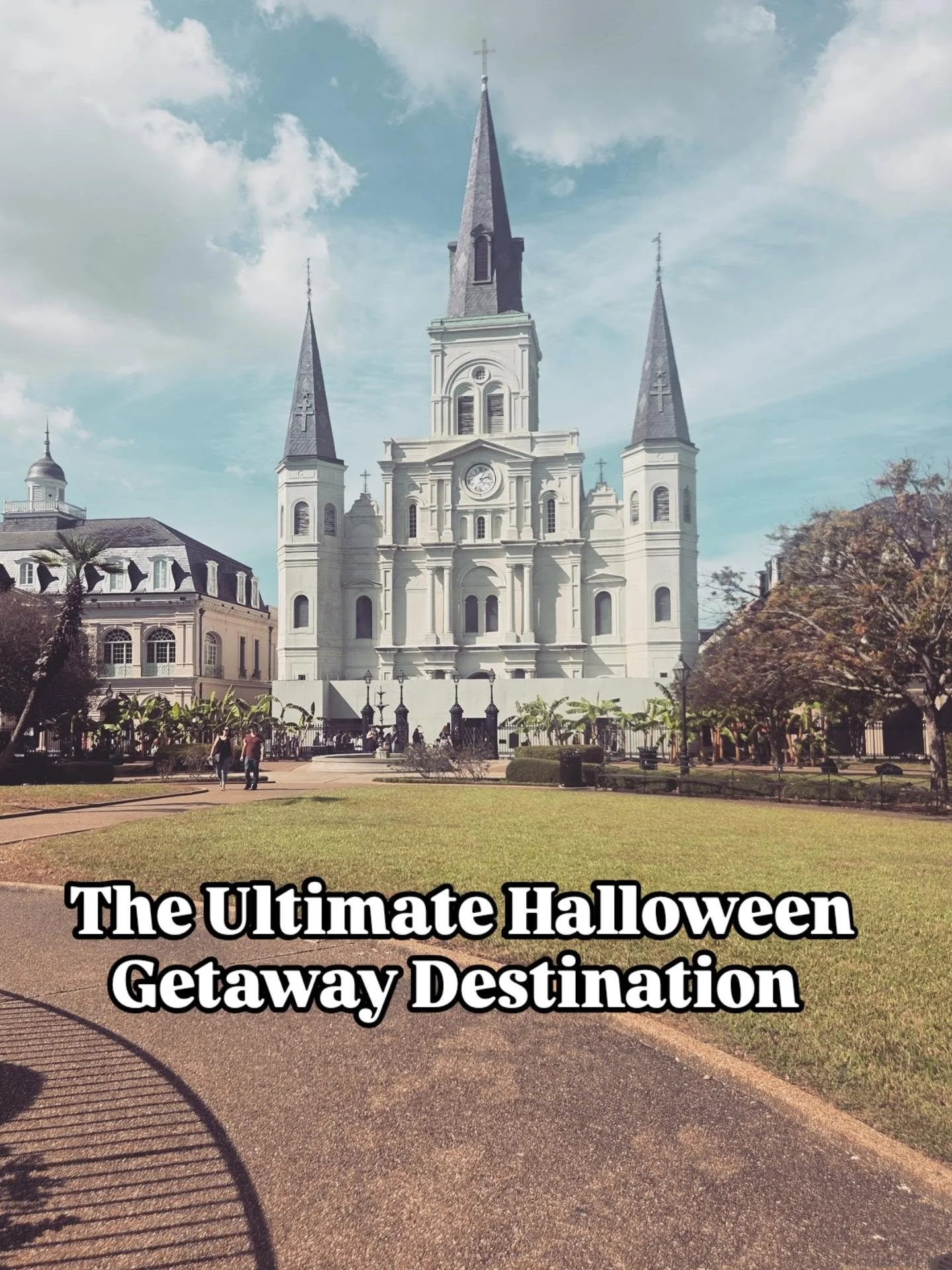 There are certain places where my soul feels a deep connection and New Orleans is definitely one of them.

 From the gritty streets of the French Quarter to the Spanish moss covered trees in City Park! Bengniets and bourbon, tops hats and the blues, 