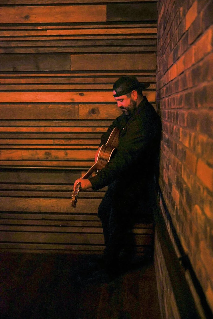 Live Music: Nate Botsford (guitar)