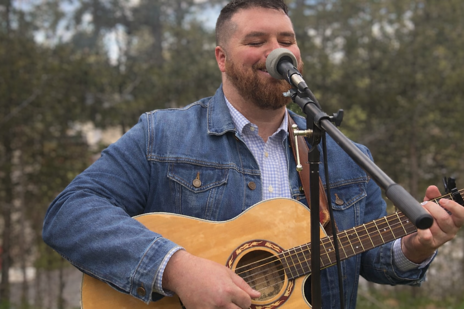 Live Music: Gabe Hess (Piano)