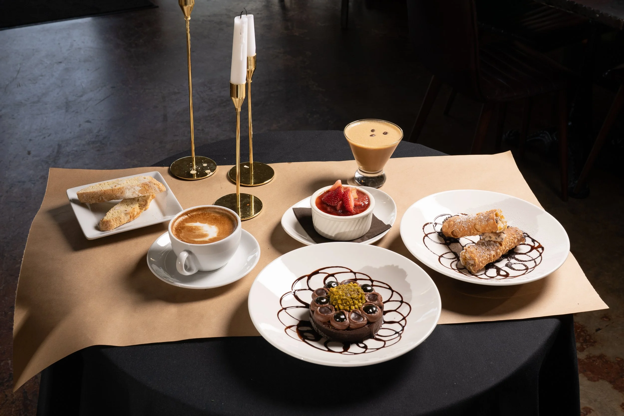 Assorted desserts Spothopper_nicolettastable_113.jpg