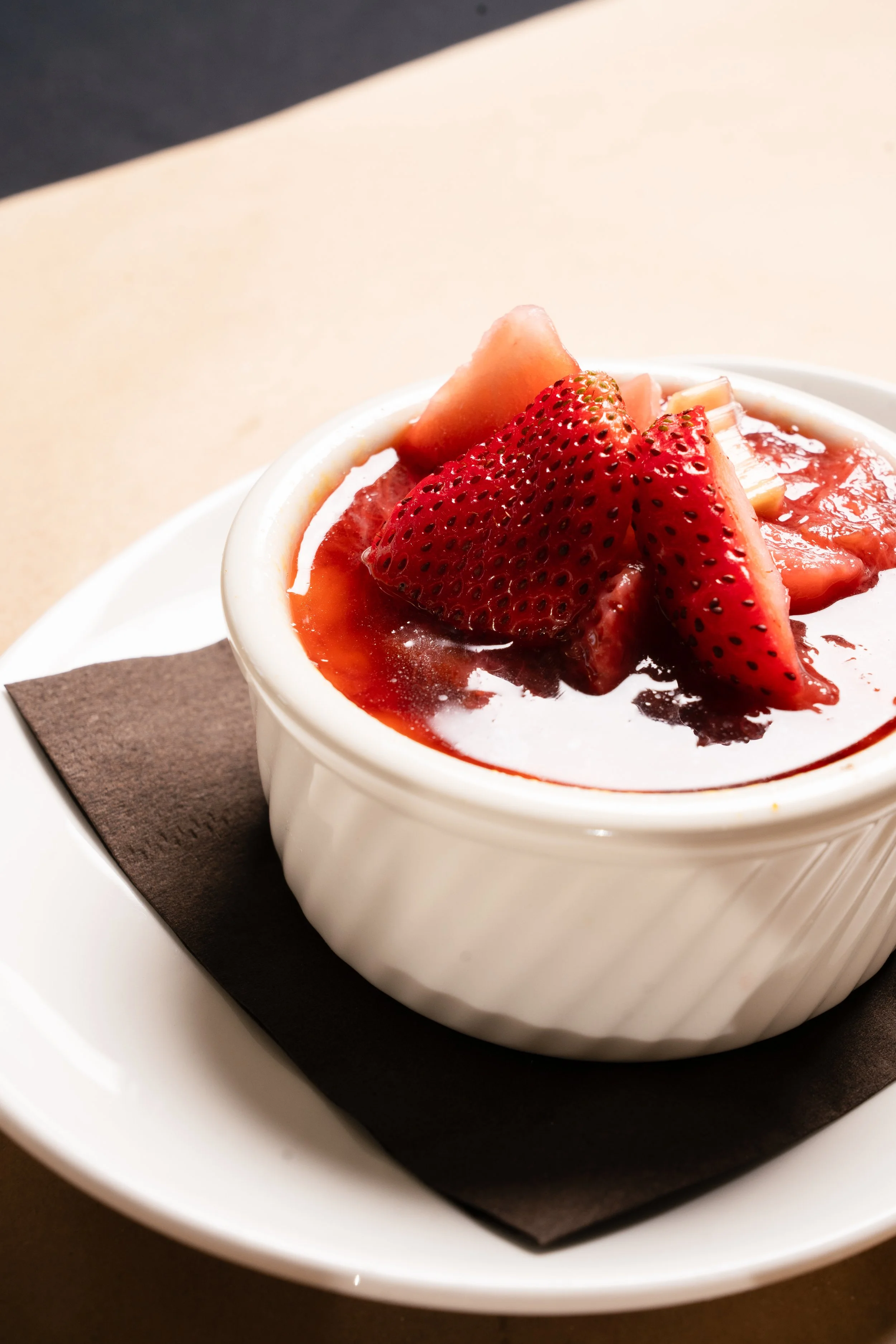 Creme brulee Spothopper_nicolettastable_106.jpg