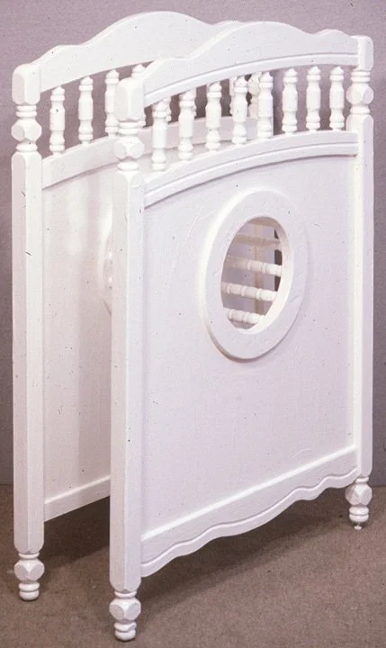 Heirloom, 1989, painted wood, 44 x 31 x 12
