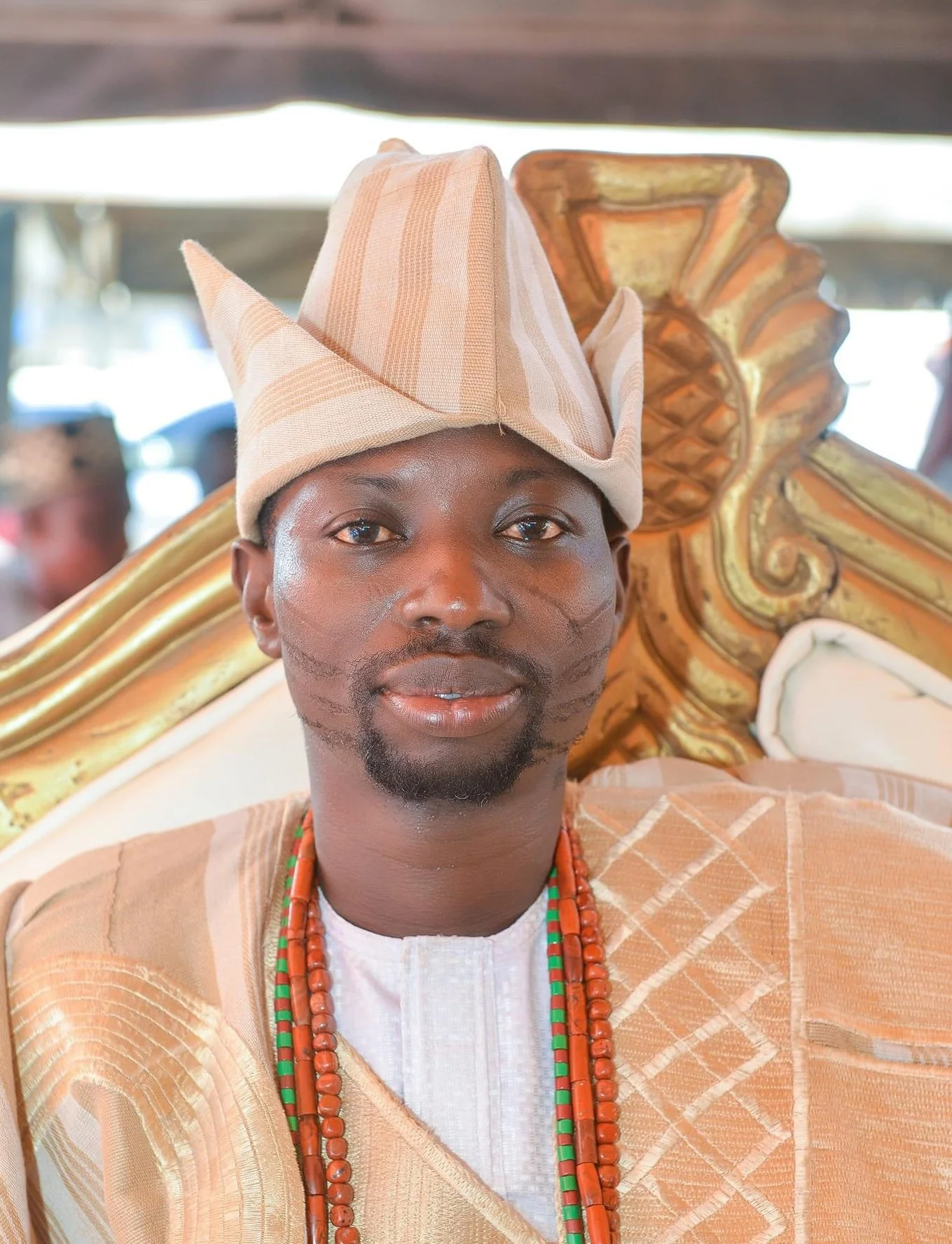 Baba Fayemi, Babaláwo in the Ifá tradition of Ibadan, Nigeria