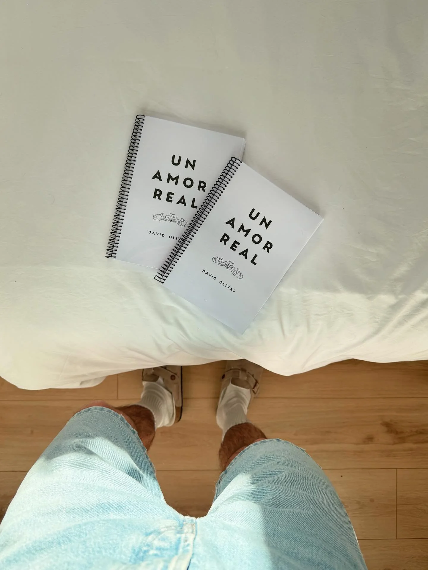 El final de un viaje llamado: Un amor real👸🏼🧡 
Gracias por acompa&ntilde;arme siempre.
El 30 de abril nos encontramos en librer&iacute;as ✨