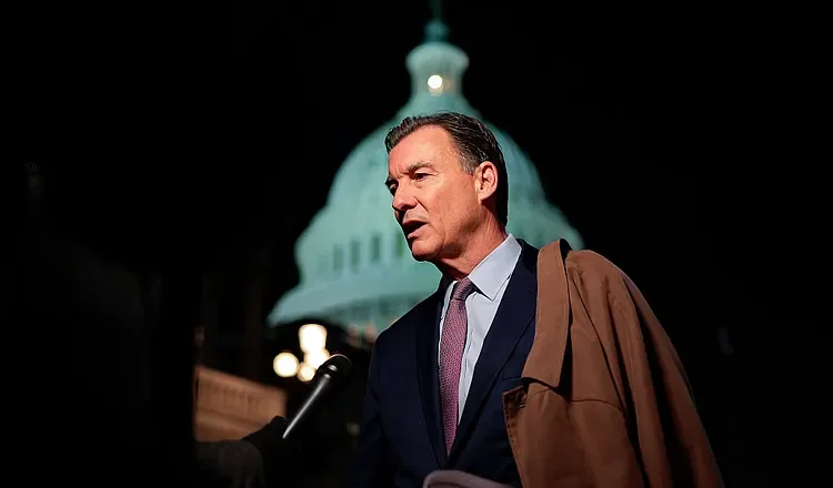 Tom Suozzi’s Fight to Save the Democratic Party from the DSA