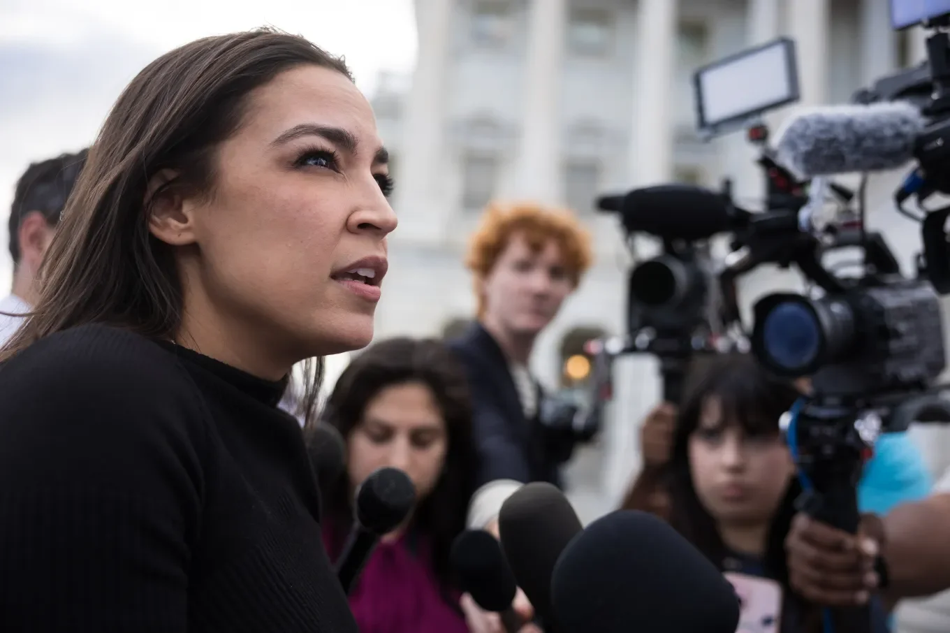 AOC Challenges New Democrat Group: ‘What Do You Believe?