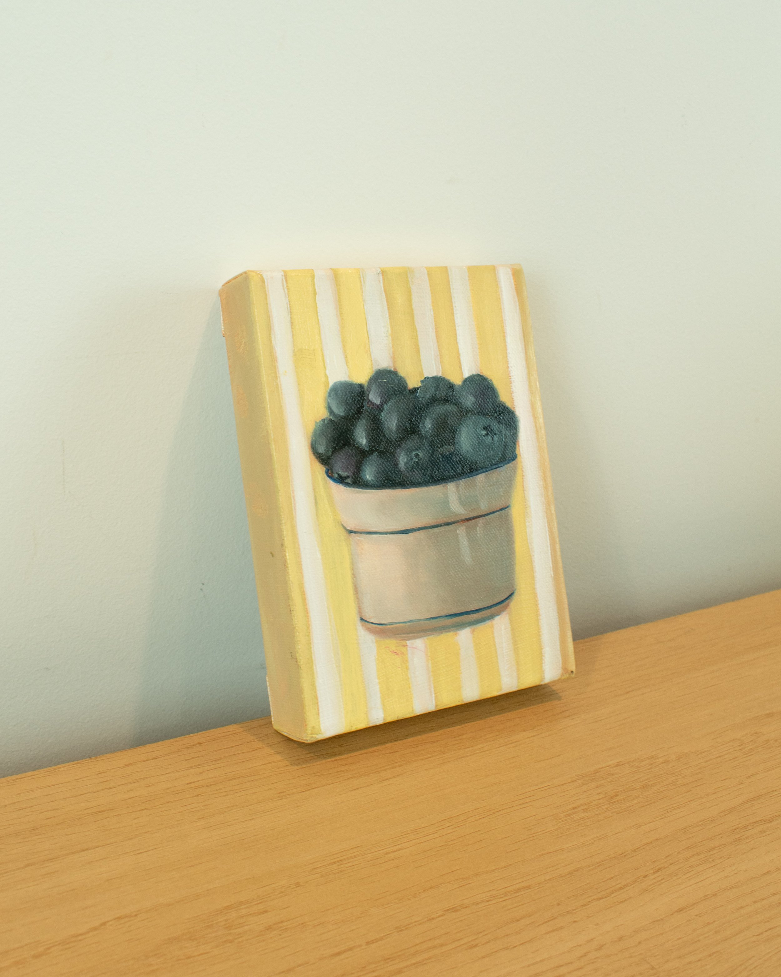 Sweet Treat - Blueberries - Side.jpg