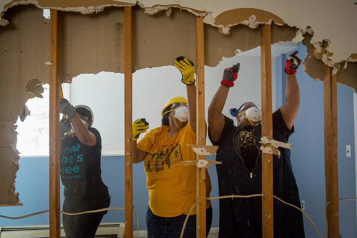 NewBeginnings_WomensHouseDemoDay1-9569.JPG