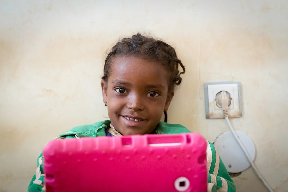 WEEMAinternational_DigitalLiteracy-6674.jpg