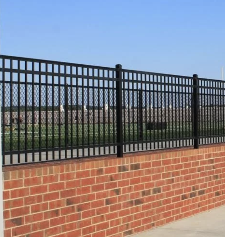 3-Rail Montage Majestic Steel Set On Top of Brick Knee Wall