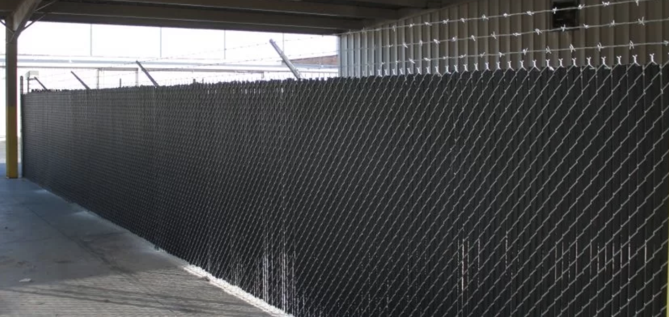 6′ High Galvanized Chain-Link w/ 3-Strands Barbwire and Black Privacy Slats