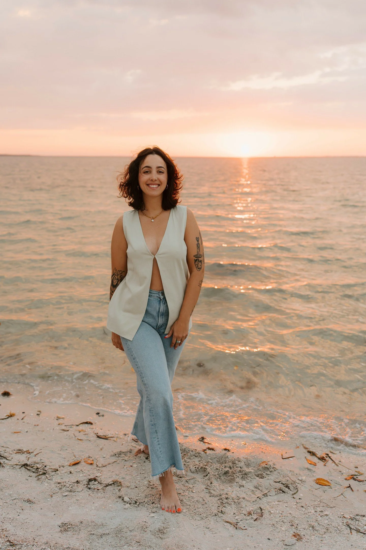 Still can't get over the lighting at this shoot 🌞 also we had so much fun and Jill was a dream to shoot with! 🥰

*
*
*
*
*
#swflphotographer #sanibel #fortmyers #brandphotographer #beachphotoshoot