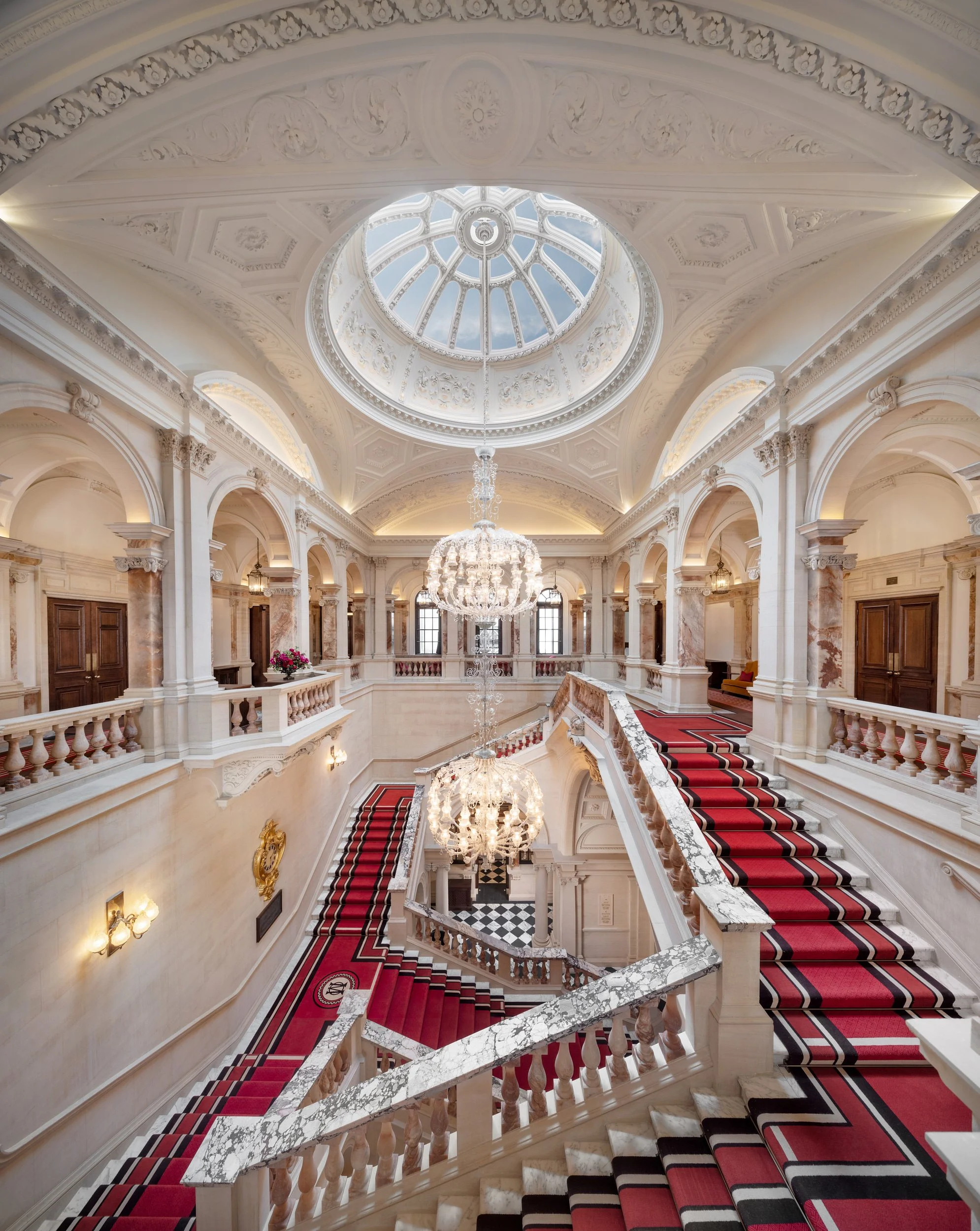 Johnathimaritis__raffles_London_OWO_26.jpg