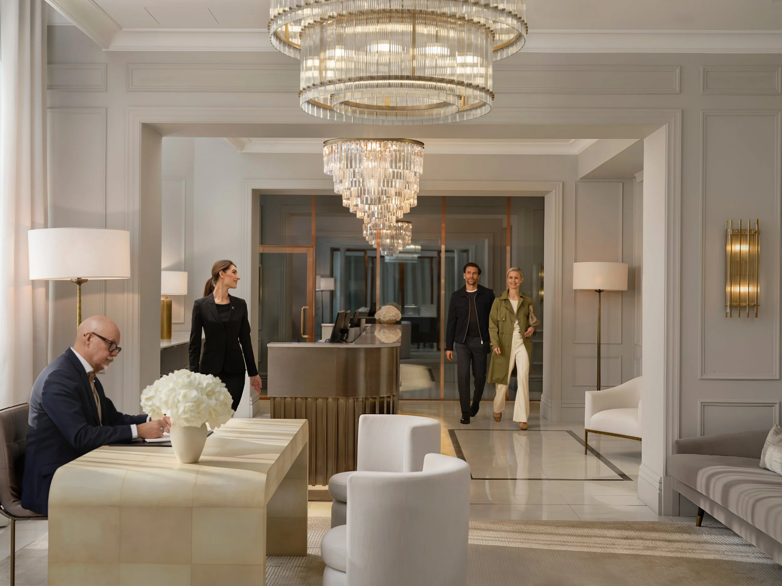 DAY5_LOBBY18090_v2.jpg