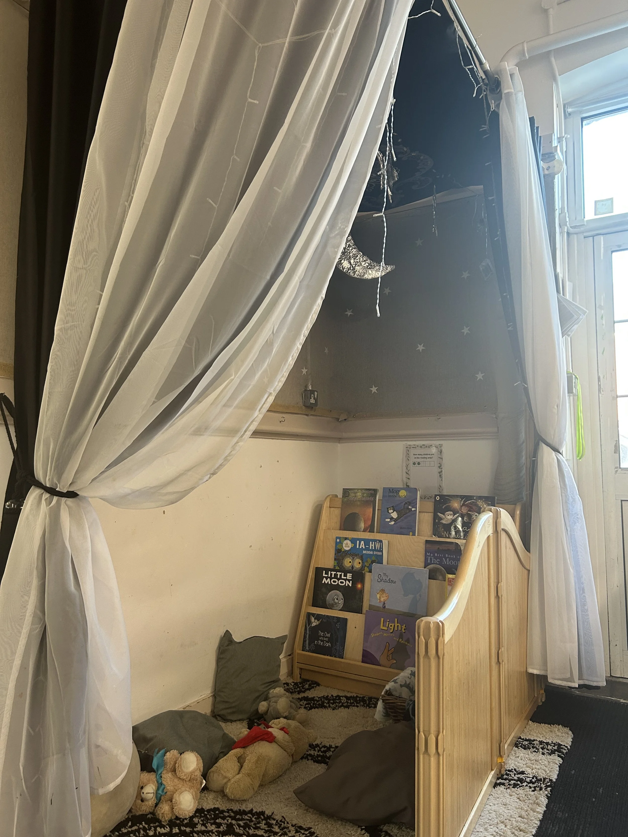 Reading Area3.JPG