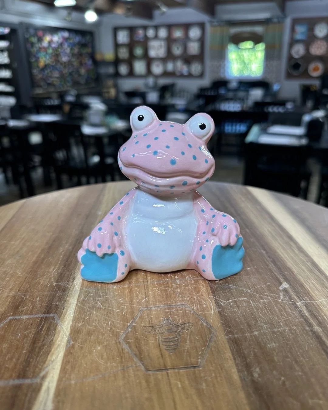 It&rsquo;s been frog city in the studio recently, and we&rsquo;re loving every iteration! 

#frogpainting #pyop #potterylove #paintpottery