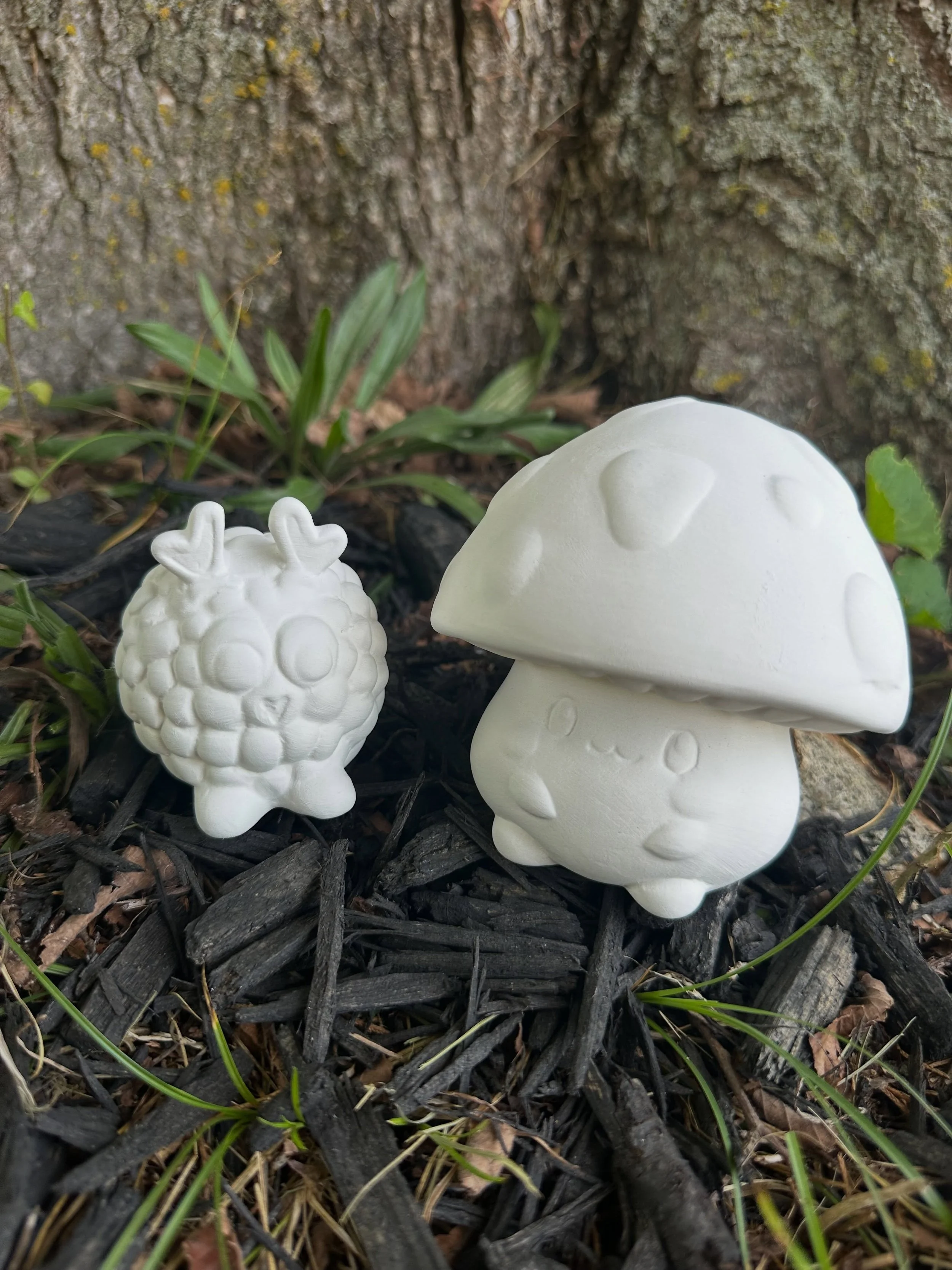FREE POTTERY SCAVENGER HUNT SNEAK PEAK 👀🎨

Just a glimpse at some of the pottery we&rsquo;ll be hiding at Sequiota and Nathanael Green park on Sunday 9/20 (including some EXCLUSIVE pieces never before stocked in the studio)

Hunt starts at 10:30am 