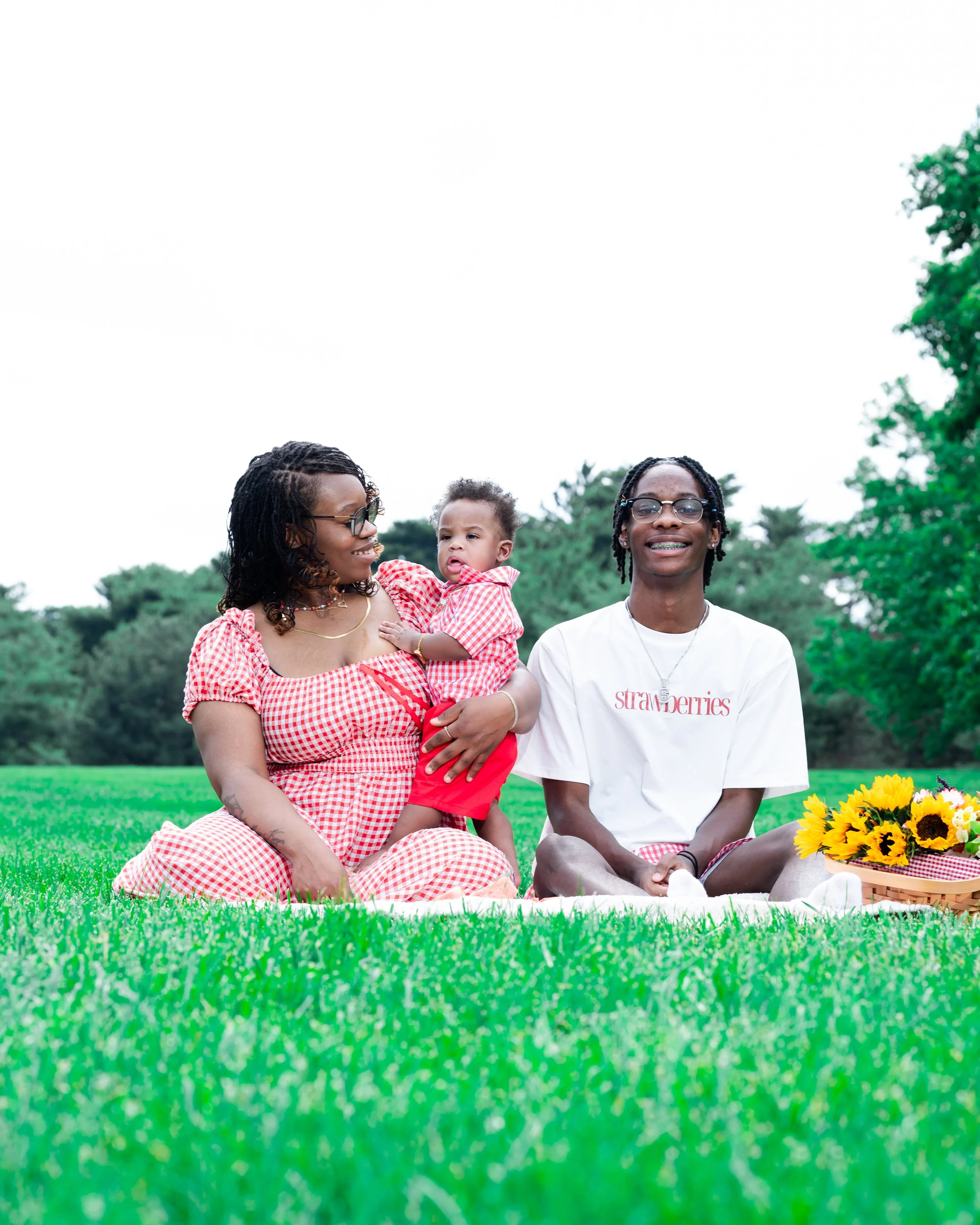 Mother's Day Red Outside Photoshoot with family