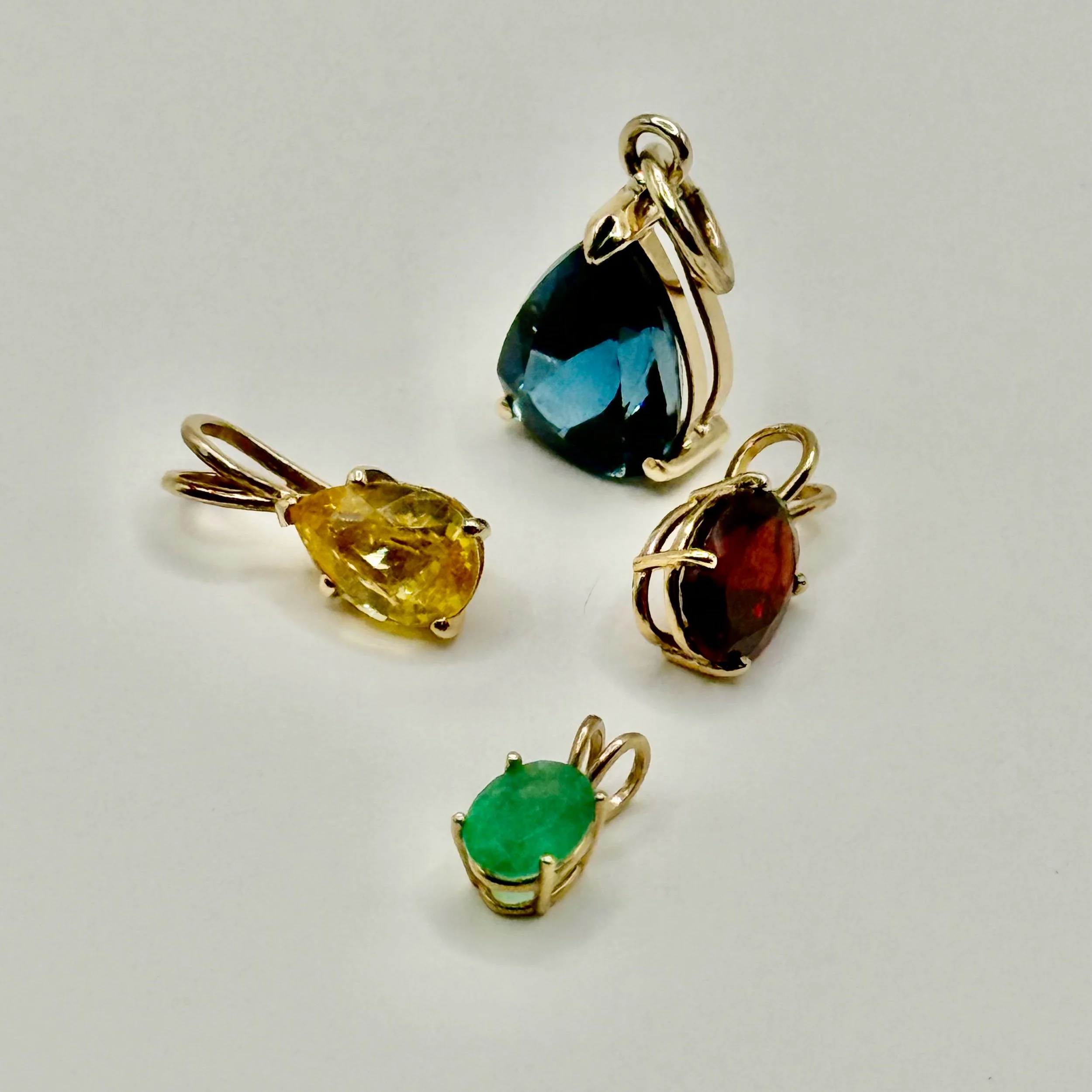 Emerald 7x5 Oval Pendant