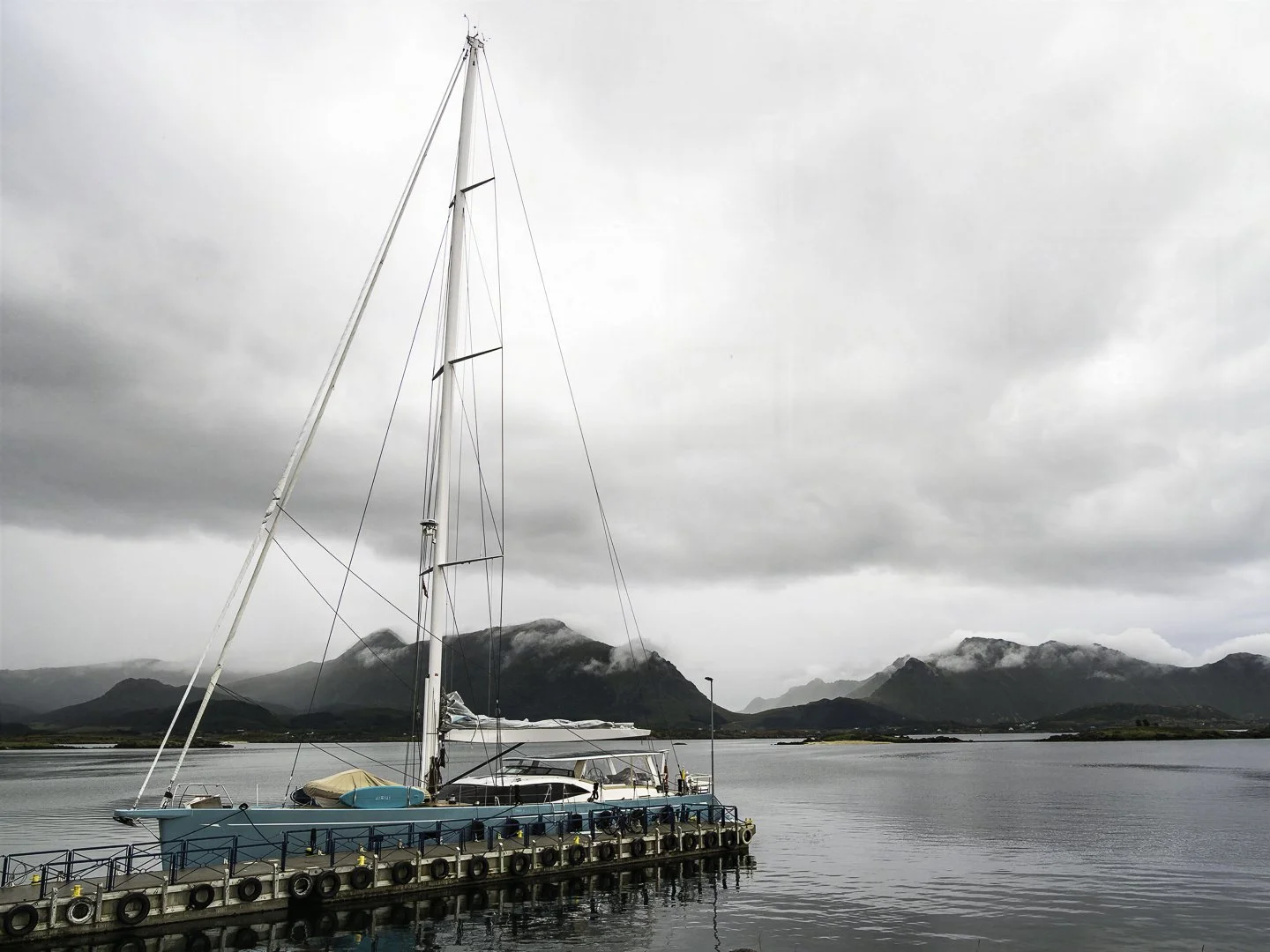 Harbor at Leknes