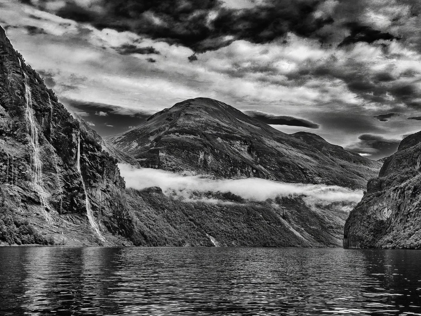 Seven Sisters Falls -- Geiranger Fjord
