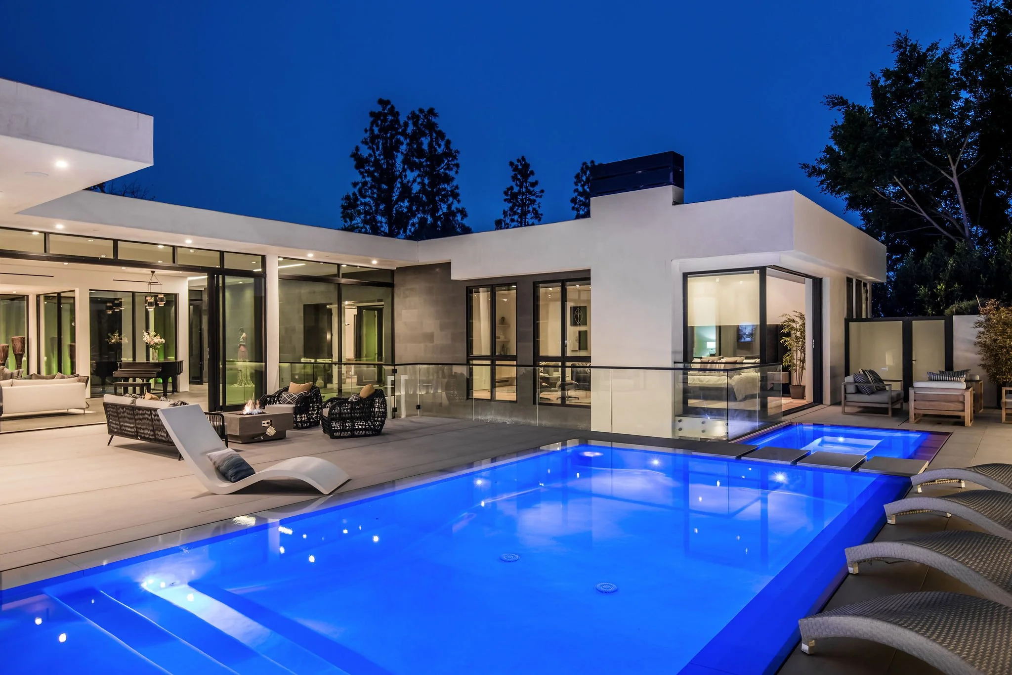 Pool 5.jpg