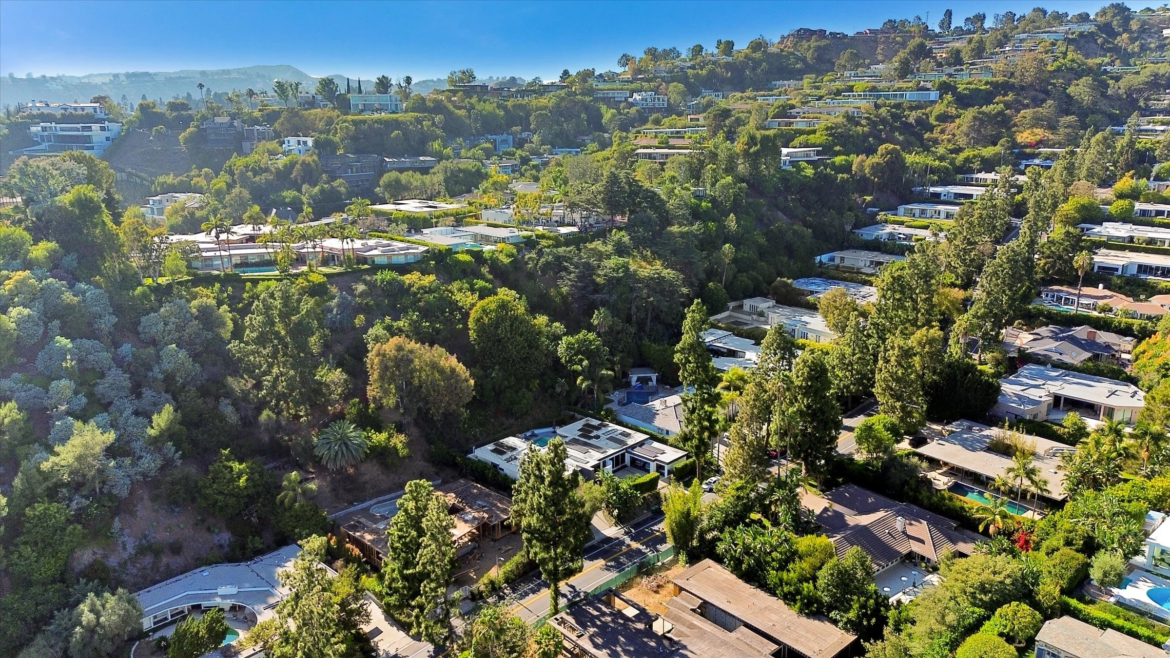 06-1049 Loma Vista Dr-6.jpg
